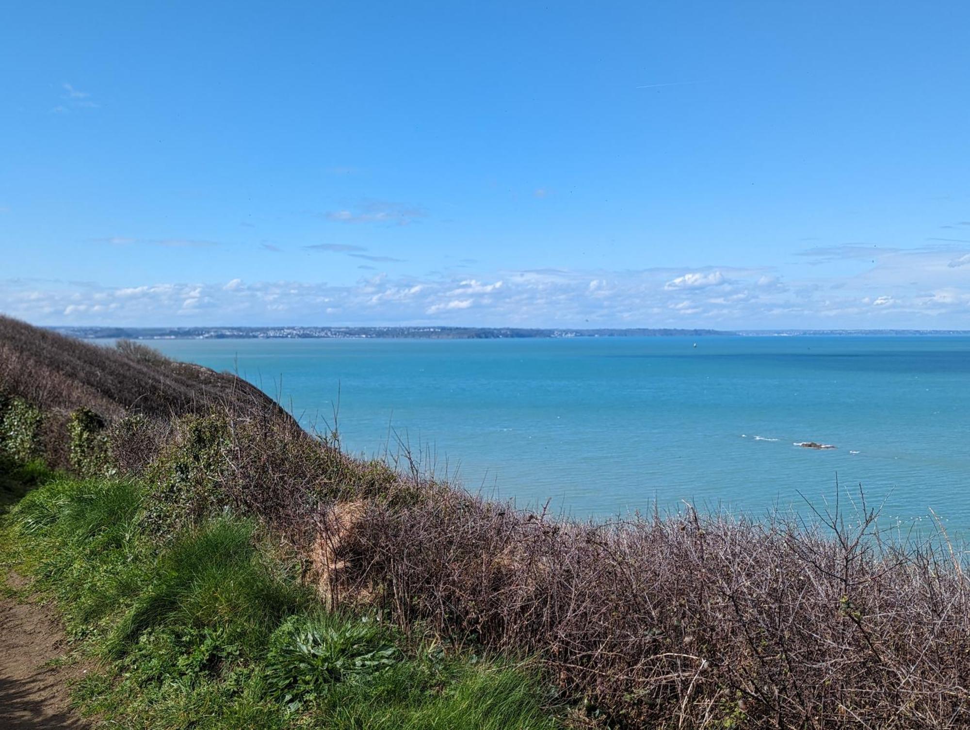 Appart Vue Mer-Au Pied Du Chemin De Randonnee " Bassan" Planguenoual Kültér fotó
